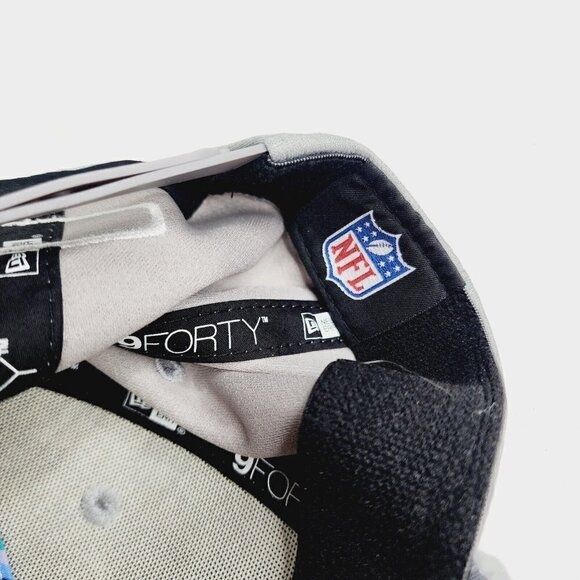 Men's Tampa Bay Buccaneers New Era Heather Gray NFL Crucial Catch Coaches OSFM - Picture 9 of 11